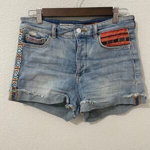 Anthro Pilcro Ultra High Rise Denim Shorts Womens 26 Embroidered Button Fly